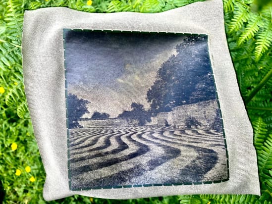 printed GladRags square featuring the Crinkle-Crankle garden